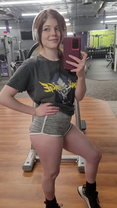 That`s the advantage of working in a gym 🥵